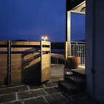 The Boat House Отель типа 