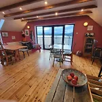 The Boat House Отель типа 