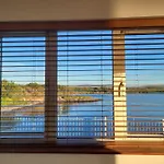 The Boat House Отель типа 