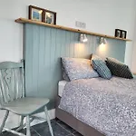 The Boat House 3*