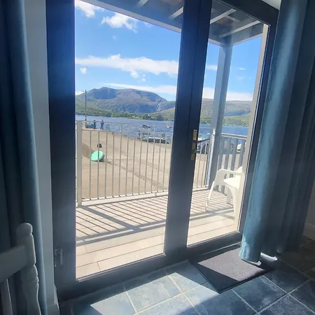 The Boat House Bed & Breakfast 3*