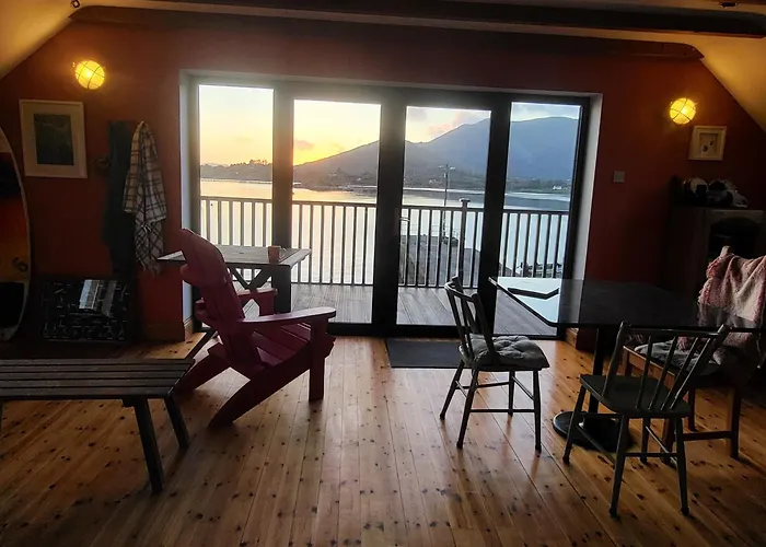 The Boat House Nocleg ze śniadaniem