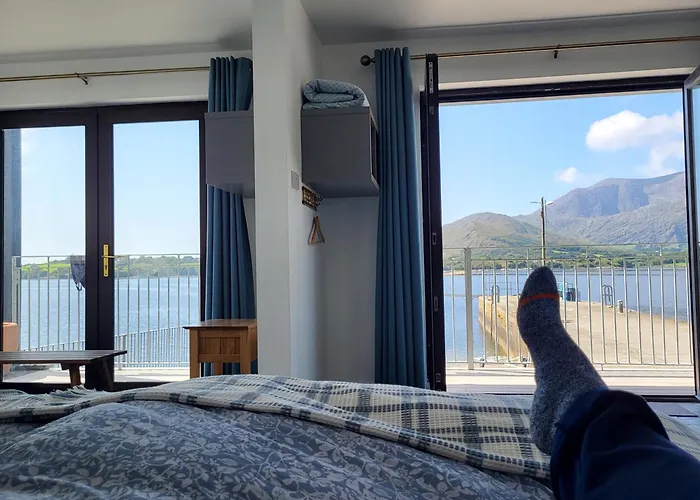 Nocleg ze śniadaniem The Boat House 3*